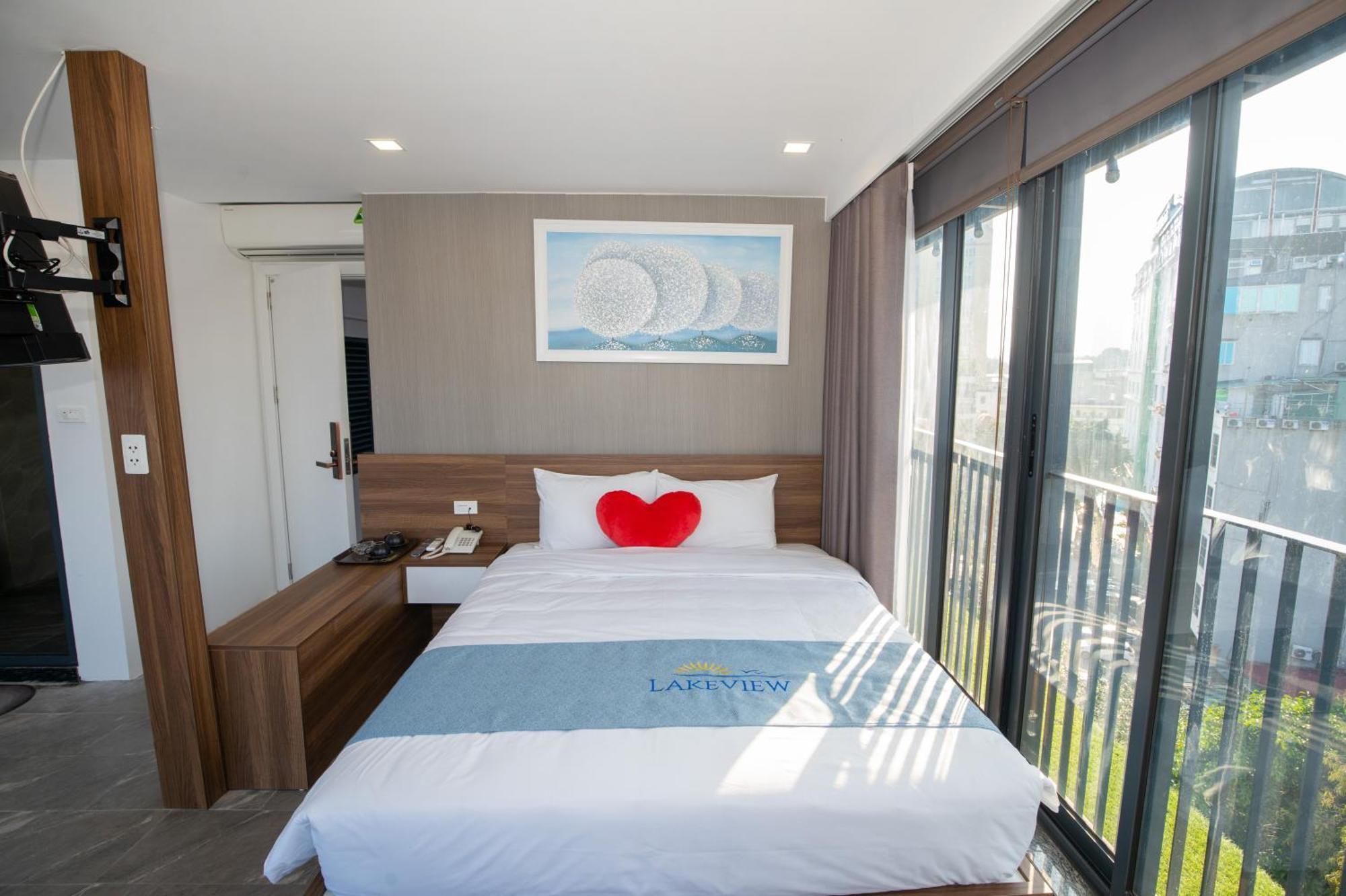 Lake View Hotel Hanoi Exterior photo